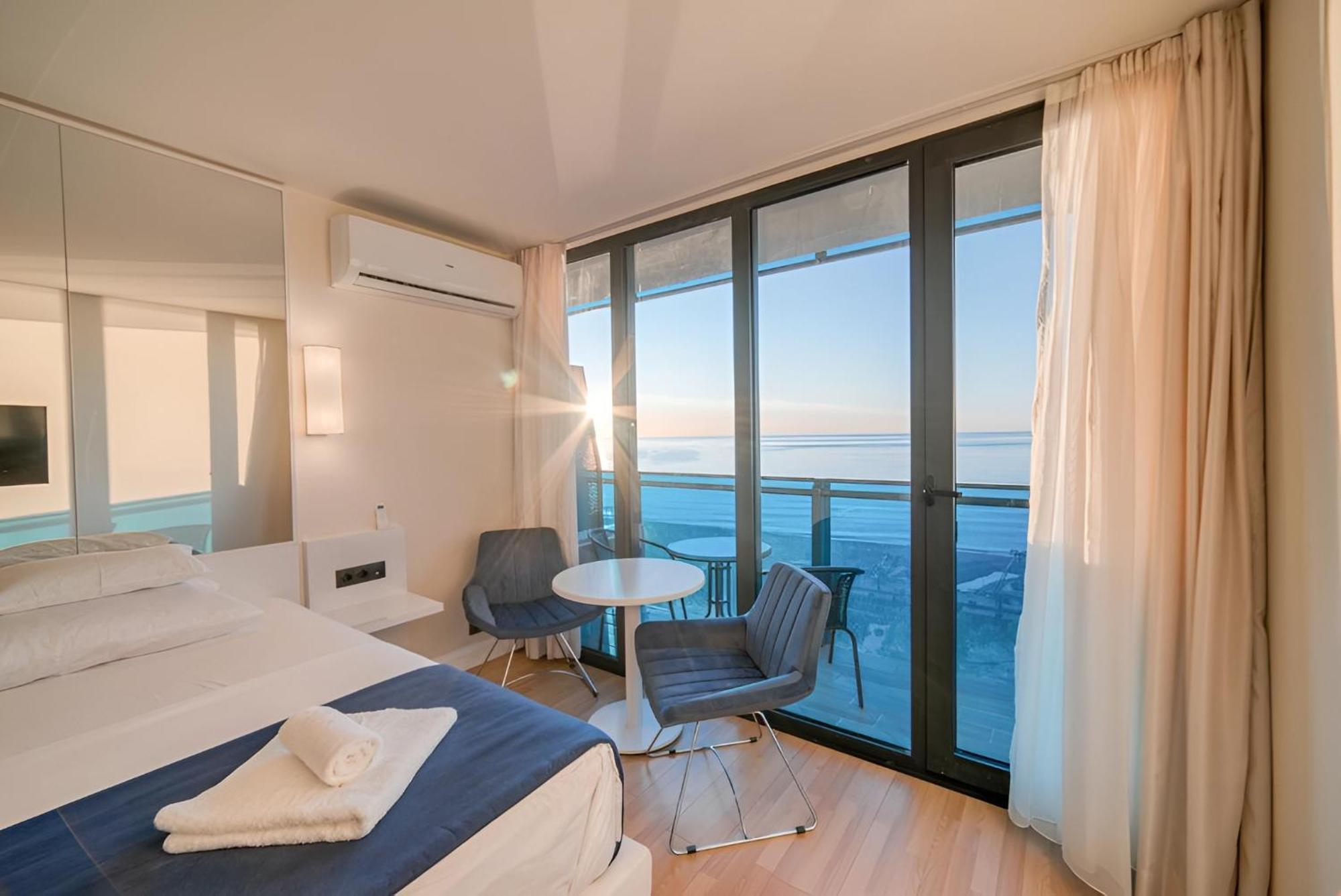 Orbi Batumi City Beach View Hotel Exterior photo